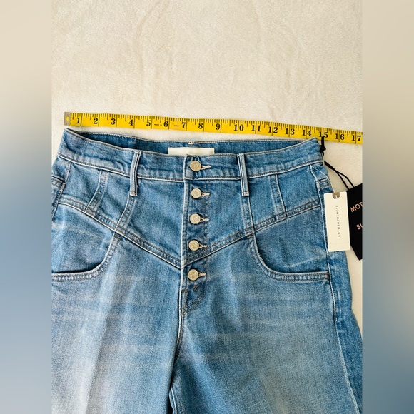 MOTHER The Swooner Roller Cropped Wide-Leg Jeans in Post No Bills Size 29 - Picture 12 of 16